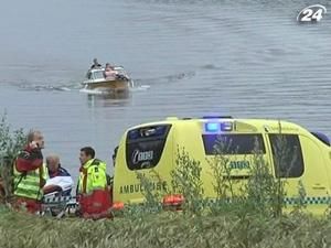В Норвегії жертвами стрілянини на острові стали щонайменше 90 людей В Норвегії жертвами стрілянини на острові стали щонайменше 90 людей