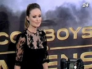 Звезды представили фантастический вестерн "Ковбои против пришельцев" Звезды представили фантастический вестерн "Ковбои против пришельцев"