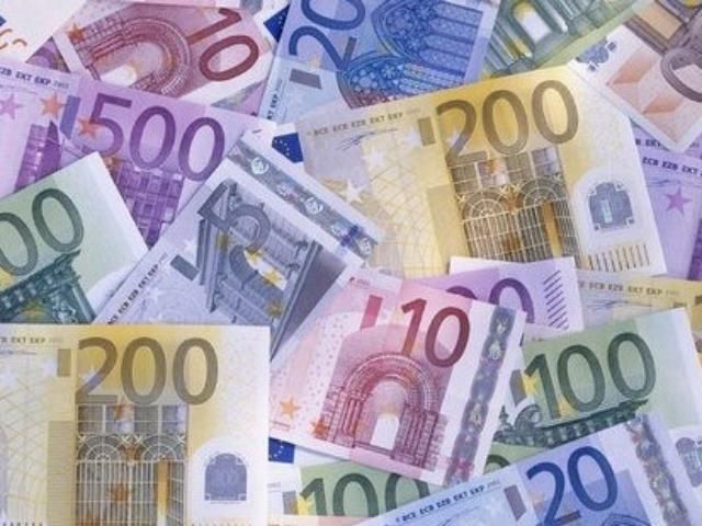 Банкнотам евро добавят защиты Банкнотам евро добавят защиты