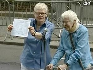 В штаті Нью-Йорк розпочався незвичайний весільний сезон В штаті Нью-Йорк розпочався незвичайний весільний сезон