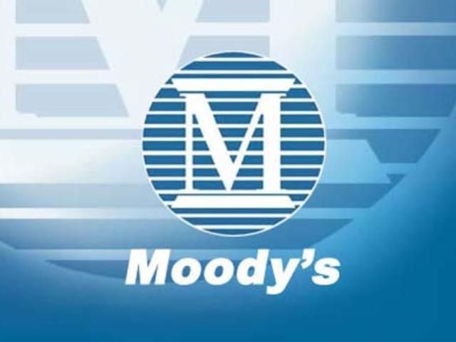 "Moody's" знизило рейтинг Греції