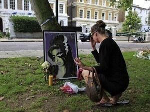 В доме Уайнхаус не нашли наркотиков В доме Уайнхаус не нашли наркотиков