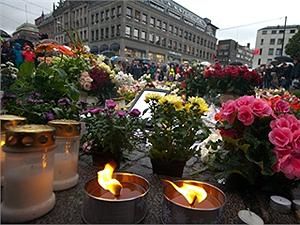 ЗМІ: Брейвік готував теракт 9 років, витратив 300 тисяч євро і хотів повію - 25 липня 2011 - Телеканал новин 24 ЗМІ: Брейвік готував теракт 9 років, витратив 300 тисяч євро і хотів повію - 25 липня 2011 - Телеканал новин 24