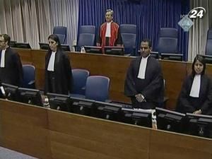 Хаджич впервые предстал перед трибуналом в Гааге Хаджич впервые предстал перед трибуналом в Гааге