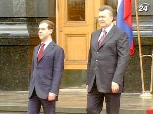 Медведєва в Україні чекають не раніше осені Медведєва в Україні чекають не раніше осені