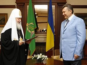 Перед Києвом глава РПЦ залетів у Крим до Януковича
