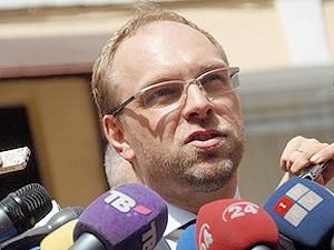 Власенко: Довідка з "Нафтогазу" — сфальсифікована Власенко: Довідка з "Нафтогазу" — сфальсифікована