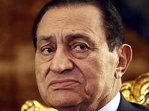 Лікарі: Екс-Президент Єгипту Хосні Мубарак перестав їсти Лікарі: Екс-Президент Єгипту Хосні Мубарак перестав їсти