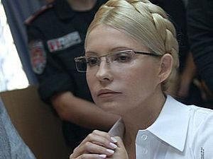 Тимошенко віддала телефони та речі, проте запевняє "руки не тремтять"
