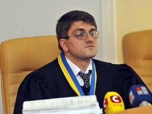 Киреев выгнал из зала суда еще одного депутата Киреев выгнал из зала суда еще одного депутата