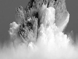 Британія продовжує бомбардувати Лівію Британія продовжує бомбардувати Лівію