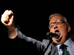 Член Європарламенту схвалив ідеї норвезького терориста Брейвіка Член Європарламенту схвалив ідеї норвезького терориста Брейвіка