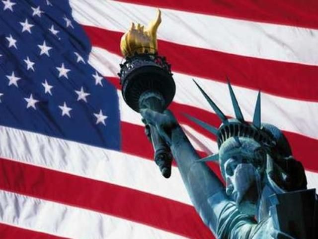 У США продовжують шукати компроміс для уникнення дефолту У США продовжують шукати компроміс для уникнення дефолту