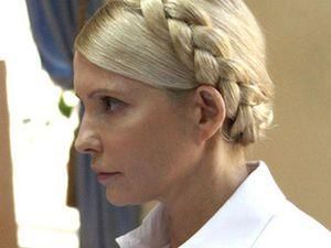 Тимошенко задоволена показами свідків і звинувачує прокурорів у брехні Тимошенко задоволена показами свідків і звинувачує прокурорів у брехні