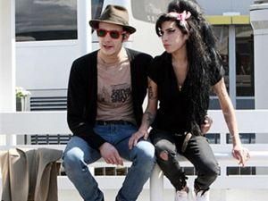 Колишній чоловік Емі Вайнхаус може вбити себе Колишній чоловік Емі Вайнхаус може вбити себе