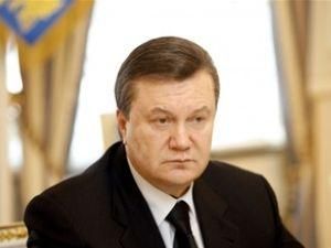 Янукович співчуває у зв'язку з трагедією на шахті в Луганській області Янукович співчуває у зв'язку з трагедією на шахті в Луганській області