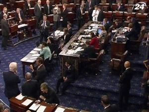 Сенат отказался поддержать антикризисный план республиканцев Сенат отказался поддержать антикризисный план республиканцев