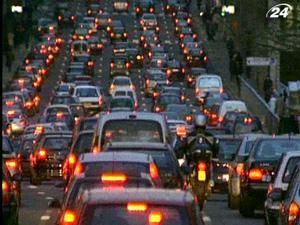 Діяльність людини завдає непоправного стресу довкіллю Діяльність людини завдає непоправного стресу довкіллю