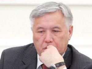 В суде: Еханурова допрашивают пять часов В суде: Еханурова допрашивают пять часов