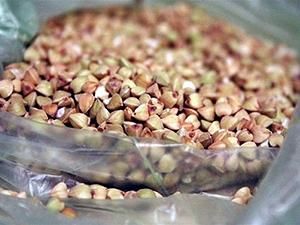 Азаров: Цены на гречку снизятся Азаров: Цены на гречку снизятся