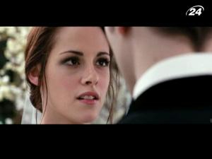 "Сумерки-4": Белла и Эдвард отныне муж и жена