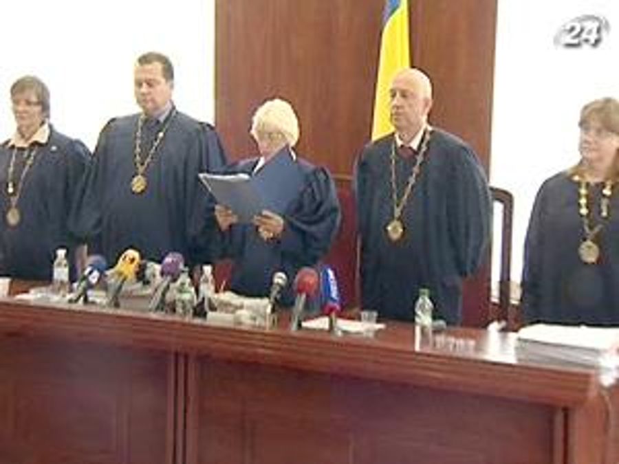 Ющенко будет отстаивать геройство Бандеры и Шухевича Ющенко будет отстаивать геройство Бандеры и Шухевича