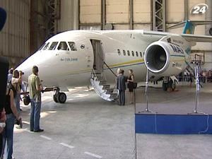 Ан-148 можуть випустити і під спецзамовлення Ан-148 можуть випустити і під спецзамовлення