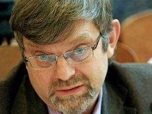 Политолог: украинцы привыкли к тяжелой жизни Политолог: украинцы привыкли к тяжелой жизни