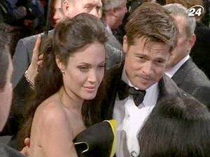 Анджелина Джоли с семьей планирует 28-дневное путешествие по Сахаре Анджелина Джоли с семьей планирует 28-дневное путешествие по Сахаре