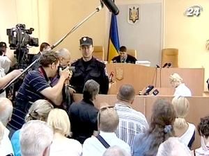 Тимошенко: Директивы премьер может подписывать - в этом нет преступления