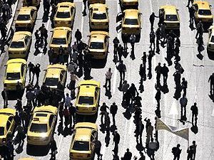 Грецькі таксисти припинили страйк
