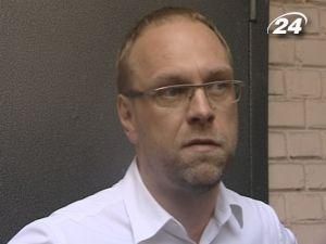 Власенко: Тимошенко не повідомила причину запізнення Власенко: Тимошенко не повідомила причину запізнення