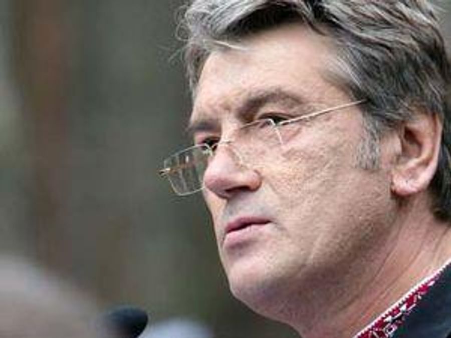 Политолог: Тимошенко арестовали по требованию Ющенко Политолог: Тимошенко арестовали по требованию Ющенко