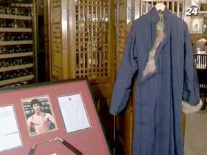 Реліквії Брюса Лі пустили з молотка Реліквії Брюса Лі пустили з молотка