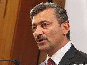 Кримський прем'єр повернувся в автономію Кримський прем'єр повернувся в автономію