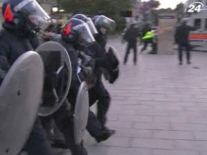Заворушення у Лондоні змусили урядовців перервати відпустки Заворушення у Лондоні змусили урядовців перервати відпустки