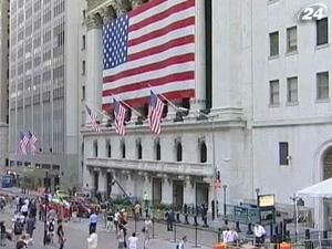 Standard & Poor's погрожує далі знижувати рейтинг США Standard & Poor's погрожує далі знижувати рейтинг США