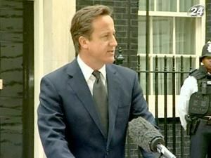 Кемерон: Я різко засуджую підпали, напади, мародерство, грабежі Кемерон: Я різко засуджую підпали, напади, мародерство, грабежі