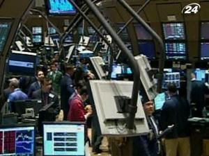 Dow Jones снизился на рекордные 5,5% Dow Jones снизился на рекордные 5,5%