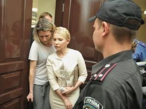 Тимошенко прибыла в здание Печерского райсуда