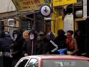 В Великобритании с начала беспорядков задержаны более тысячи человек В Великобритании с начала беспорядков задержаны более тысячи человек