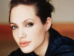 Анджелина Джоли не хочет сниматься в кино