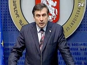 Саакашвілі прокоментував інтерв'ю Медведєва Саакашвілі прокоментував інтерв'ю Медведєва