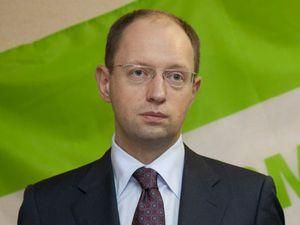 Чечетов: Яценюк пиарится на судебном процессе над Тимошенко Чечетов: Яценюк пиарится на судебном процессе над Тимошенко