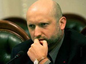 В Печерском суде допрашивают Турчинова В Печерском суде допрашивают Турчинова