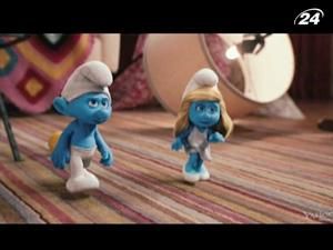 "Смурфики": убегая от волшебника синие существа оказываются в мире людей "Смурфики": убегая от волшебника синие существа оказываются в мире людей