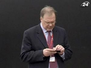 Світовий ринок мобільних телефонів збільшується Світовий ринок мобільних телефонів збільшується