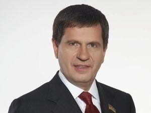 Мер Одеси отримав більше мільйона матеріальної допомоги Мер Одеси отримав більше мільйона матеріальної допомоги