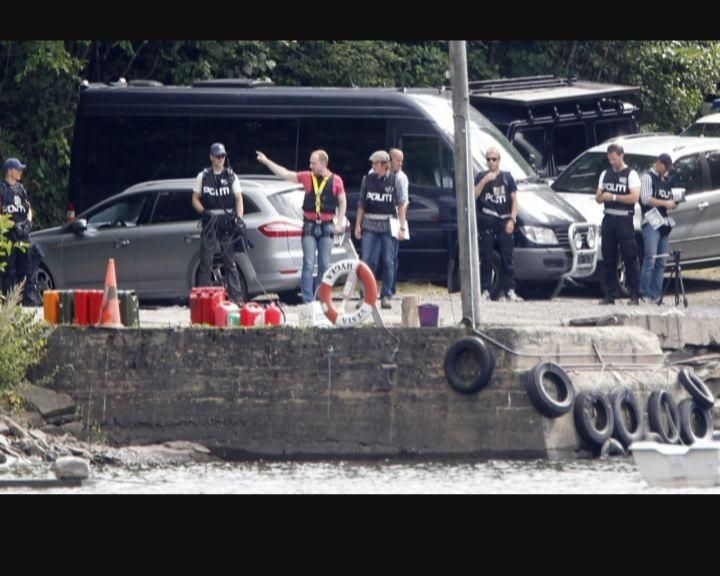 Террорист Брейвик вернулся на Утою Террорист Брейвик вернулся на Утою