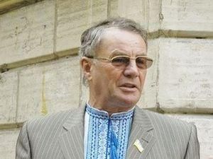 Національна спілка письменників просить звільнити Тимошенко Національна спілка письменників просить звільнити Тимошенко